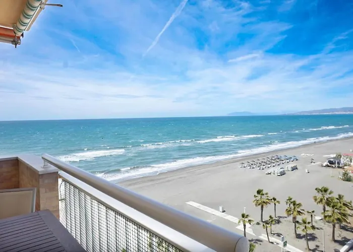 Precioso Apartamento En Primera Linea En Torrox